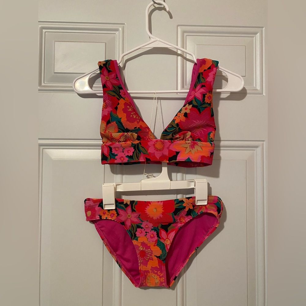Billabong Bikini: Feel the Groove Plunge Top with Bottoms